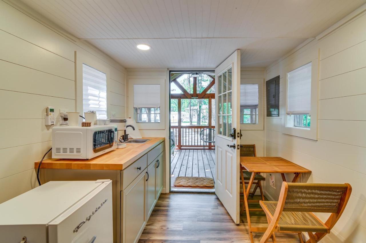 Contemporary Starkville Tiny Cabin 3 Mi To Msu! Экстерьер фото